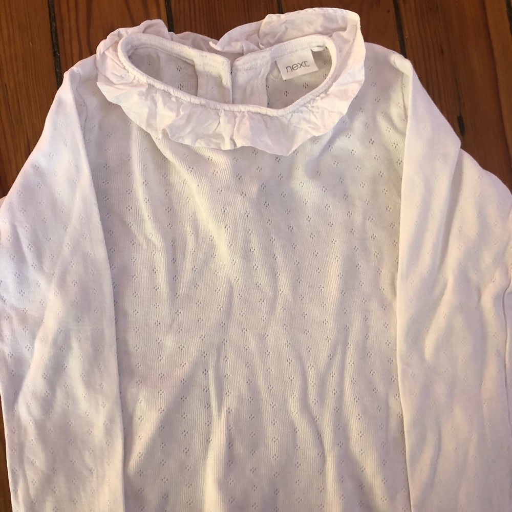 UK’s Next girl white ruffle shirt 2-3T